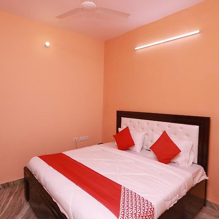 Hotel O Silverline Residency ファリーダーバード エクステリア 写真