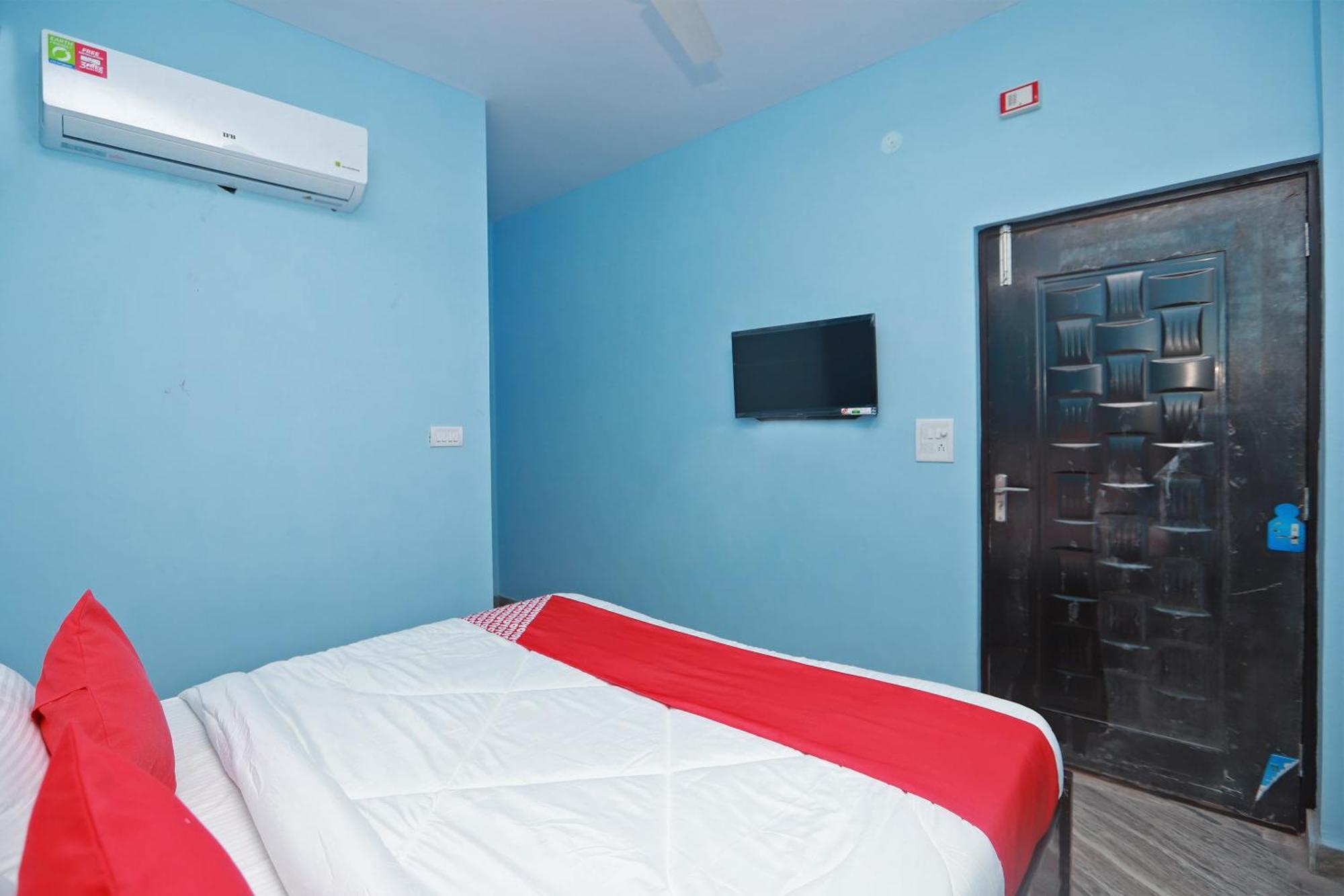 Hotel O Silverline Residency ファリーダーバード エクステリア 写真