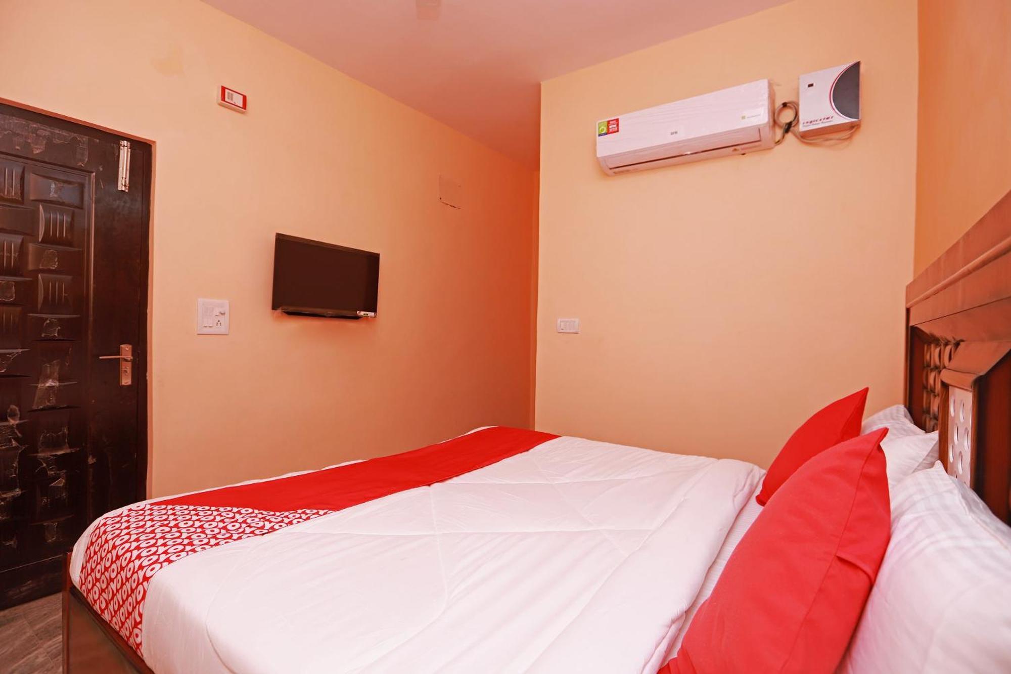 Hotel O Silverline Residency ファリーダーバード エクステリア 写真