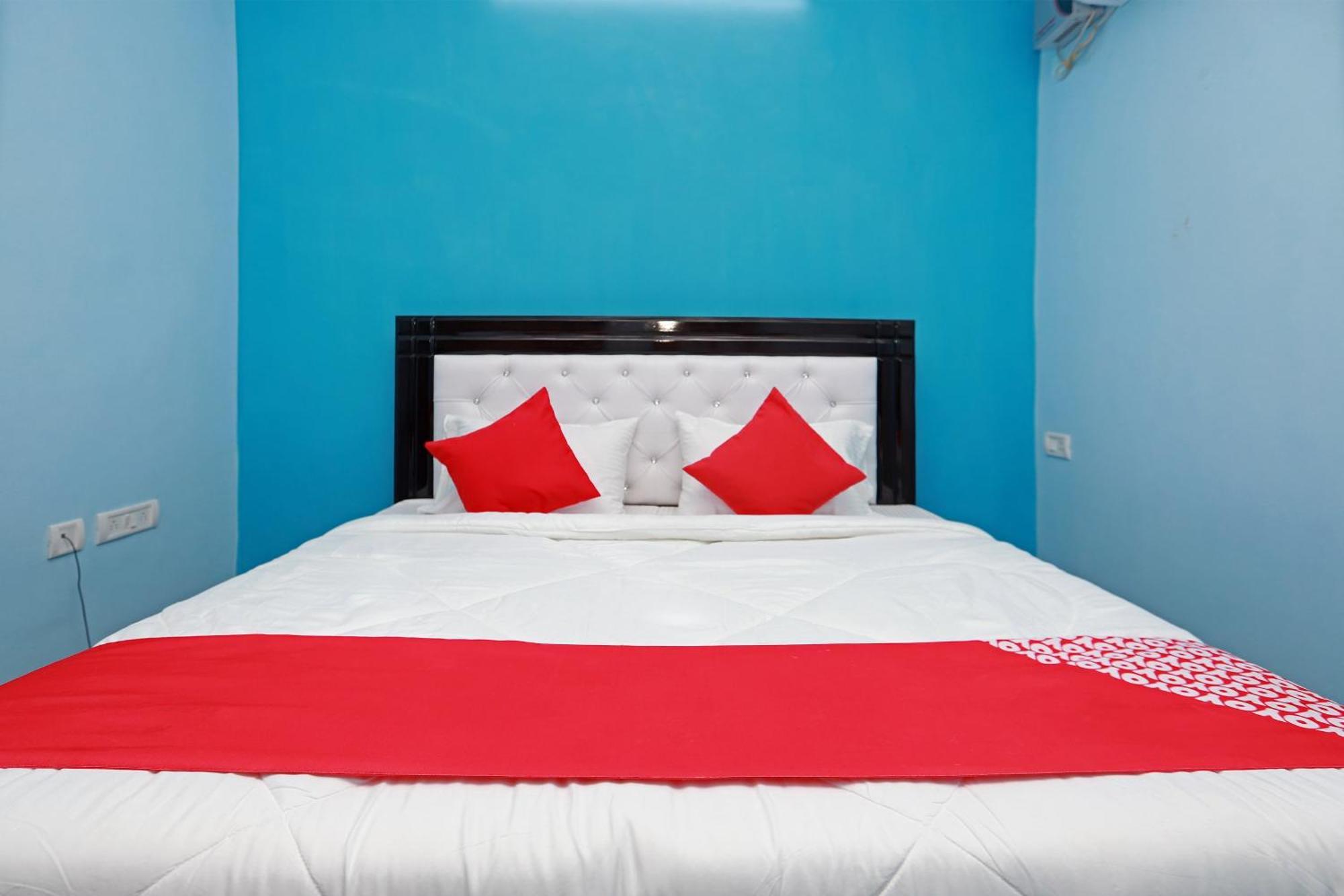 Hotel O Silverline Residency ファリーダーバード エクステリア 写真